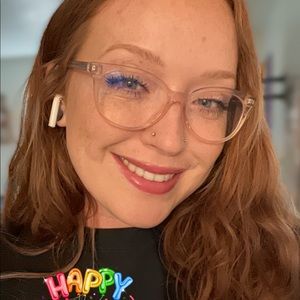 Meet your Posher, Anna